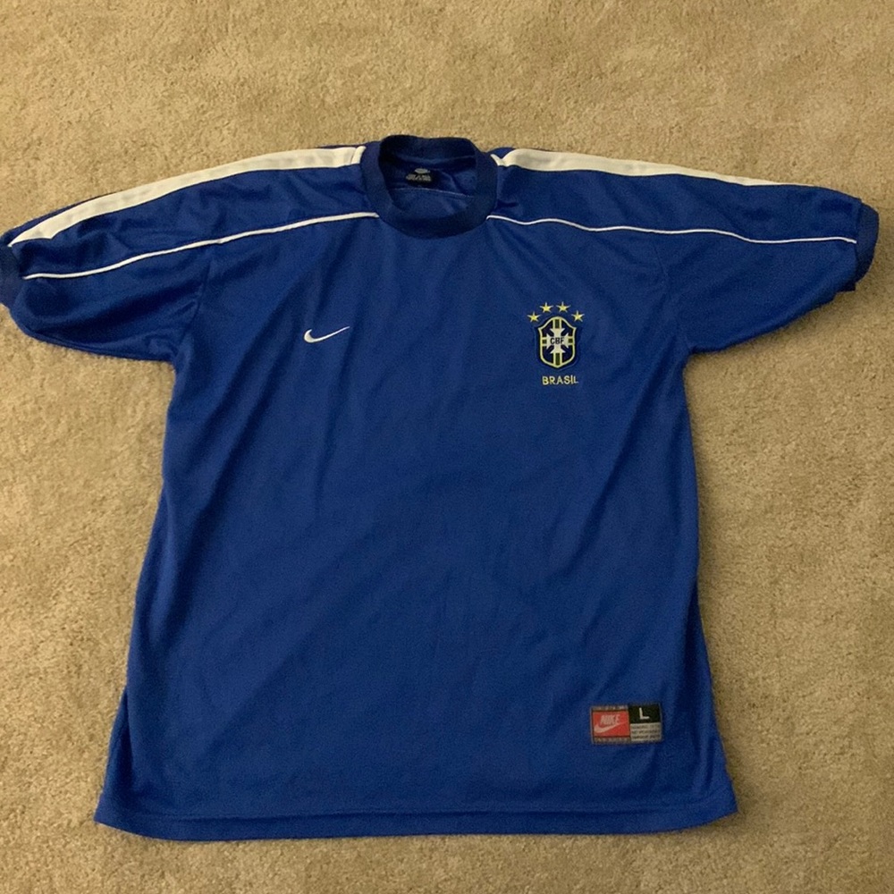 Brazil Soccer Jersey. Nike size large